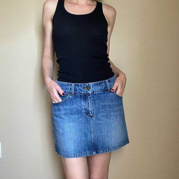 Denim mini skirt by H&M classic short jean skirt size 8 - Picture 1 of 10